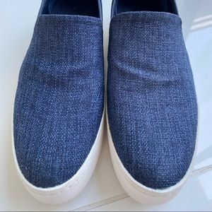 Vince Warren Slip On Sneakers